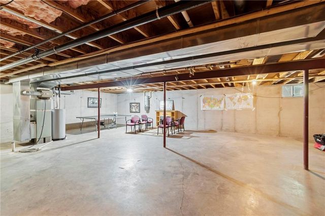 1720 N 150th Street, Basehor, KS 66007
