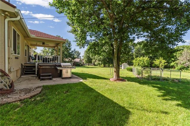 1720 N 150th Street, Basehor, KS 66007