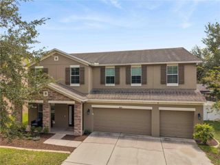 1521 RHODESWELL LANE, Dover, FL 33527