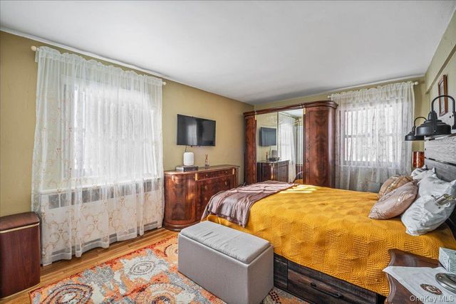 155-14 86 Street 2F, Howard Beach, NY 11414