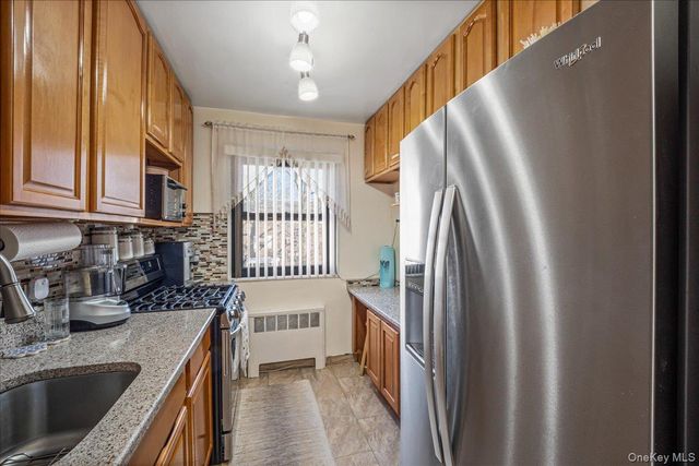 155-14 86 Street 2F, Howard Beach, NY 11414