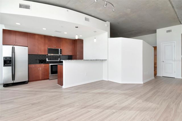 777 N ASHLEY DRIVE 2009, Tampa, FL 33602