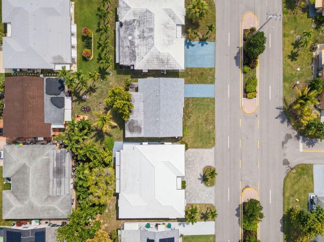 4955 NW 47th Terrace, Tamarac, FL 33319