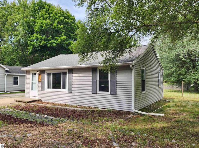 317 Longview Drive, Midland, MI 48642