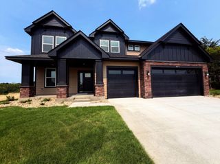 843 Londonderry Lane NW, Rochester, MN 55901