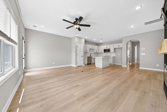 145 Dameron Drive, Hendersonville, TN 37075