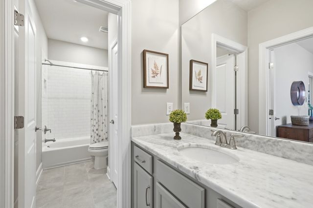 208 Moray Ct, Franklin, TN 37064