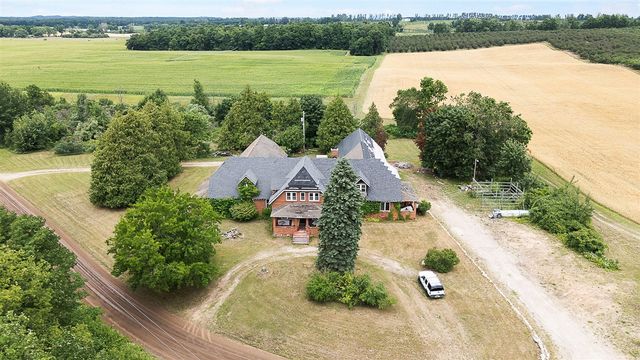 3604 W Lever Road, Hart, MI 49420