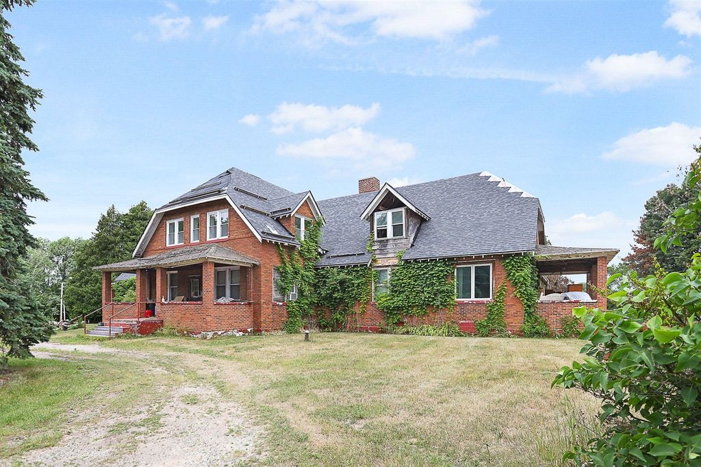 3604 W Lever Road, Hart, MI 49420