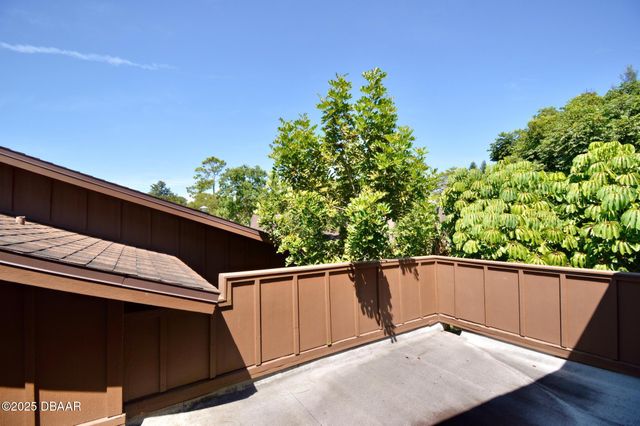 10 Cherokee Trail, Ormond Beach, FL 32174