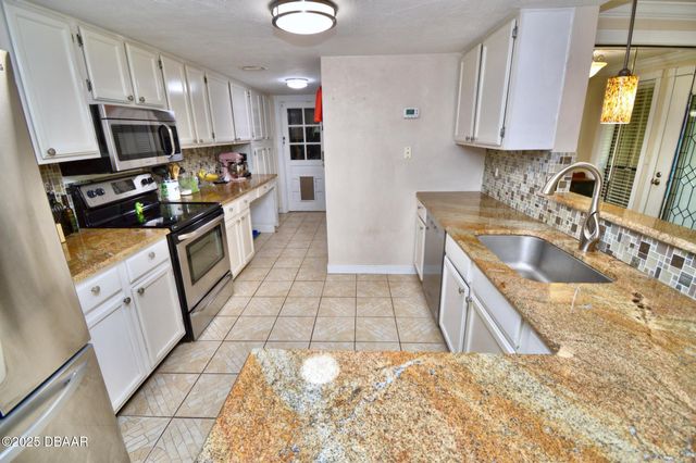 10 Cherokee Trail, Ormond Beach, FL 32174