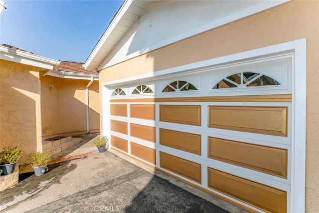 11020 Scoville Avenue, Sunland, CA 91040