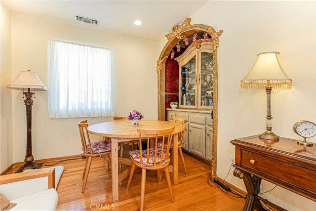 11020 Scoville Avenue, Sunland, CA 91040