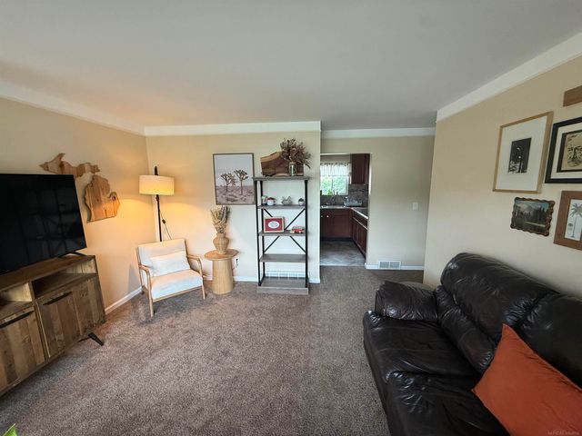 30850 Barrington Street, Westland, MI 48186