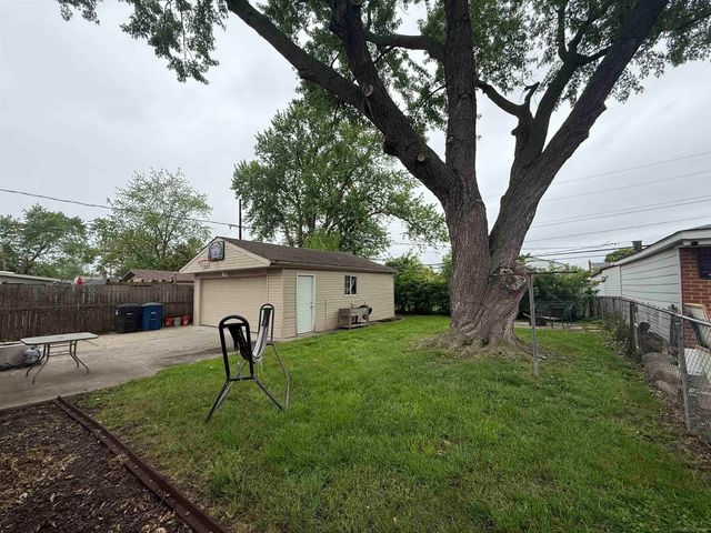 30850 Barrington Street, Westland, MI 48186