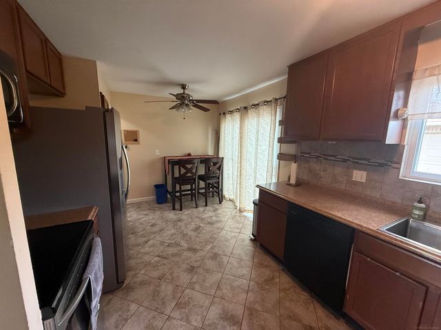 30850 Barrington Street, Westland, MI 48186