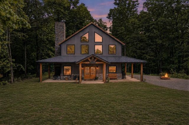 831 I B Maynard Street, Spencer, TN 38585