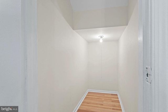 12276 FORT BUFFALO CIR #501, Fairfax, VA 22033