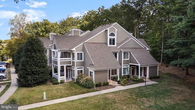 12276 FORT BUFFALO CIR #501, Fairfax, VA 22033