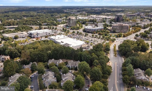 12276 FORT BUFFALO CIR #501, Fairfax, VA 22033