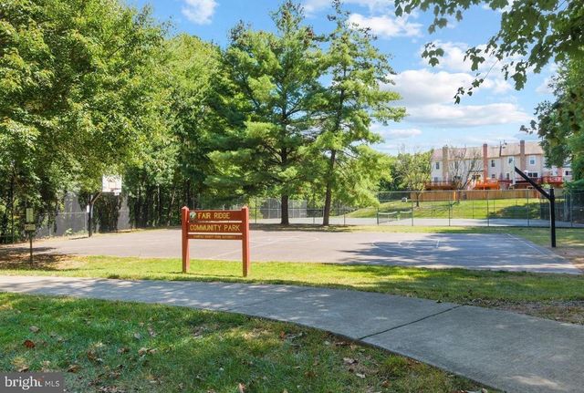 12276 FORT BUFFALO CIR #501, Fairfax, VA 22033