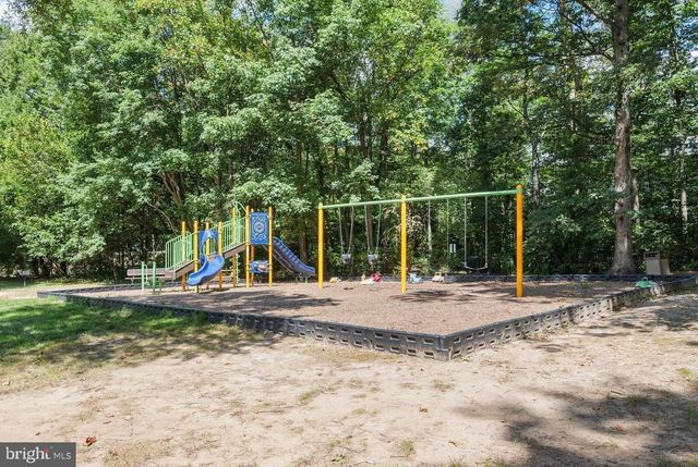 12276 FORT BUFFALO CIR #501, Fairfax, VA 22033