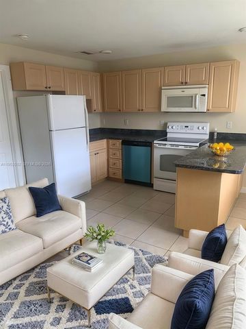 1309 NE 16th Ter 4, Fort Lauderdale, FL 33304