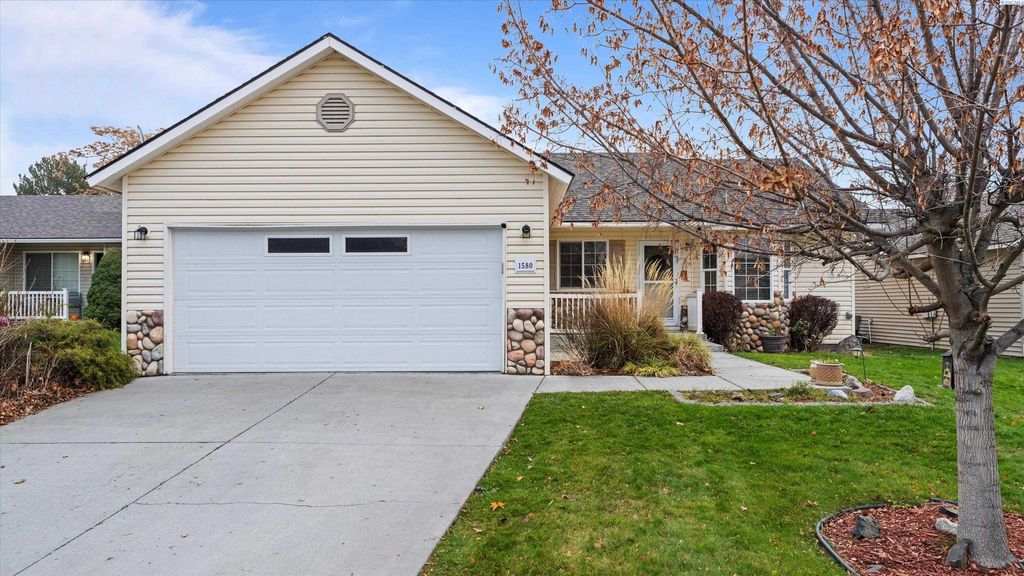 1580 Foxglove Ave, Richland, WA 99352