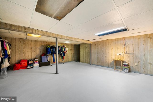 2665 FOX AVE, Abington, PA 19001