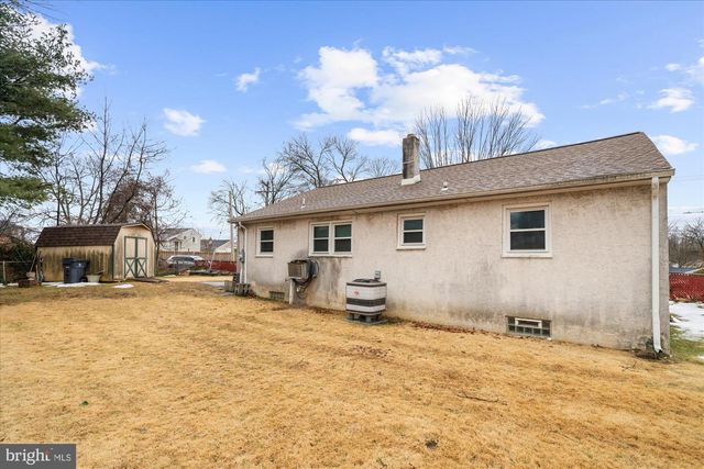 2665 FOX AVE, Abington, PA 19001