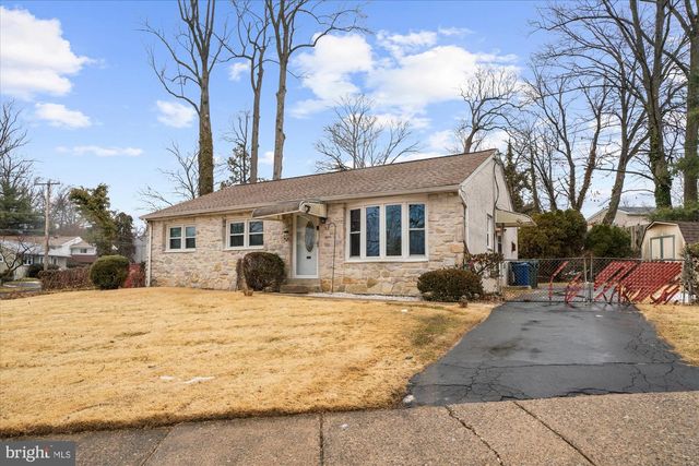 2665 FOX AVE, Abington, PA 19001