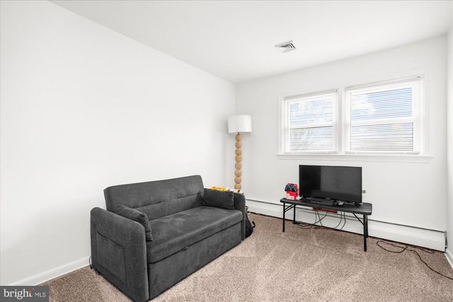 2665 FOX AVE, Abington, PA 19001