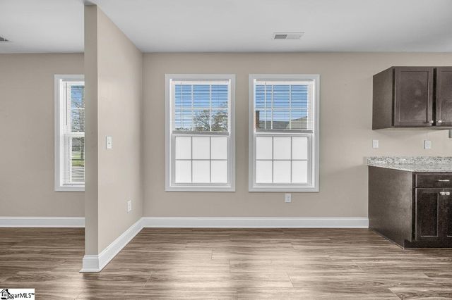 549 N Forest Street, Spartanburg, SC 29303