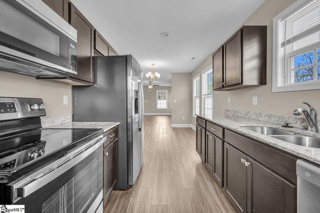 549 N Forest Street, Spartanburg, SC 29303