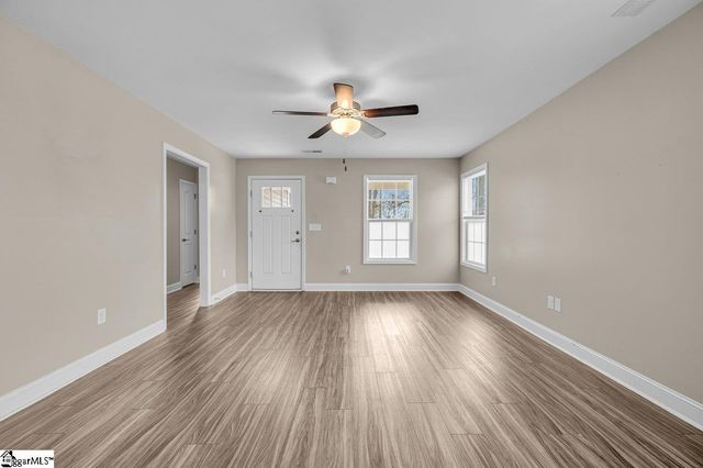 549 N Forest Street, Spartanburg, SC 29303