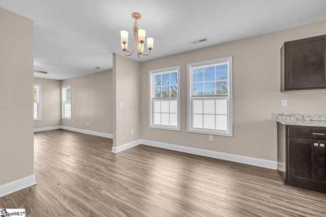 549 N Forest Street, Spartanburg, SC 29303