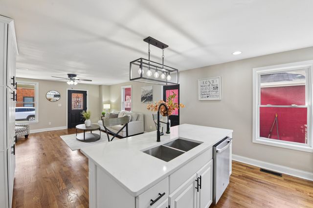 209 E 8th Street, Newport, KY 41071