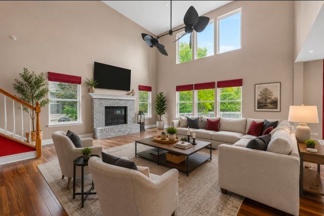 996 Timber Lake Drive, Antioch, IL 60002
