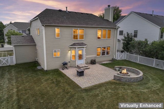 996 Timber Lake Drive, Antioch, IL 60002