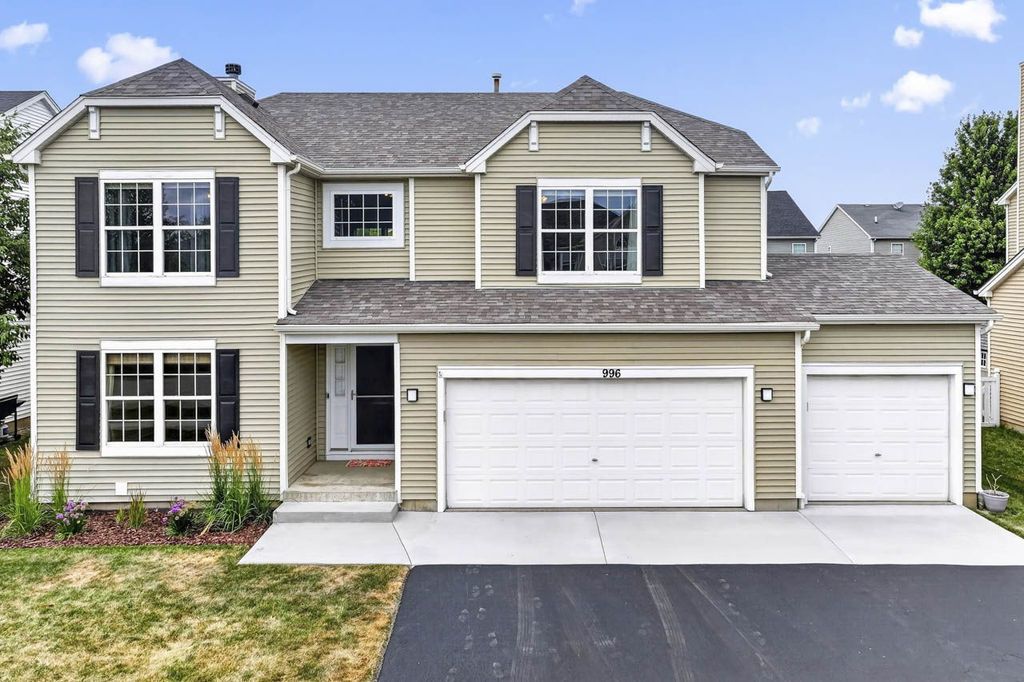 996 Timber Lake Drive, Antioch, IL 60002