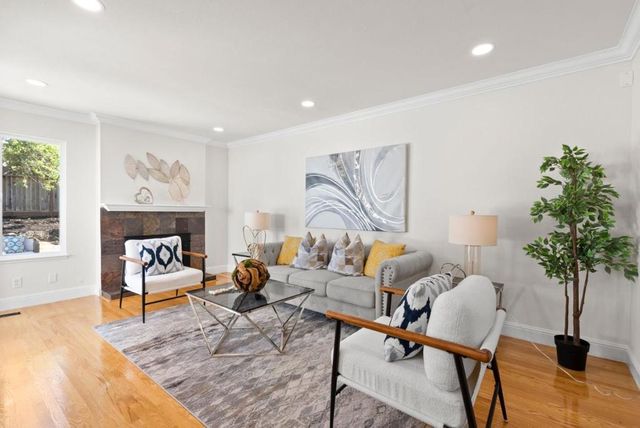 7814 Knollbrook Drive, Pleasanton, CA 94588