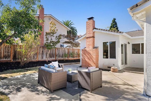 7814 Knollbrook Drive, Pleasanton, CA 94588