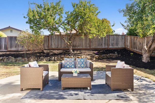 7814 Knollbrook Drive, Pleasanton, CA 94588