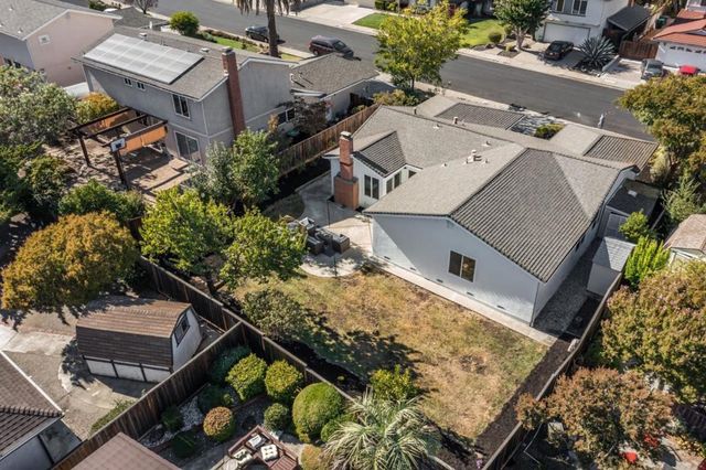 7814 Knollbrook Drive, Pleasanton, CA 94588