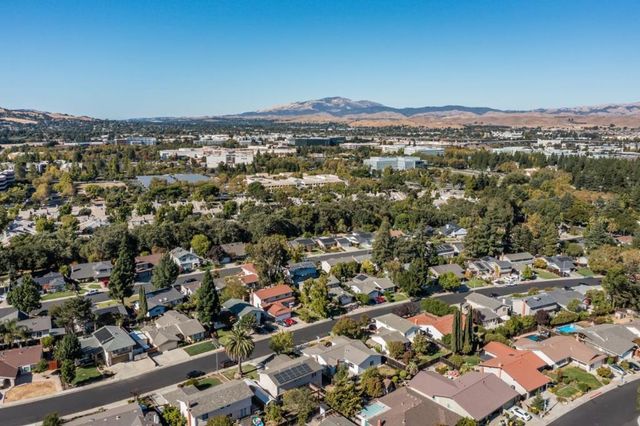 7814 Knollbrook Drive, Pleasanton, CA 94588