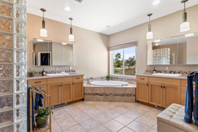43700 Sunshine Circle, Aguanga, CA 92536