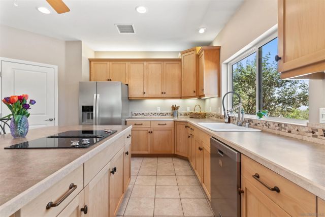 43700 Sunshine Circle, Aguanga, CA 92536