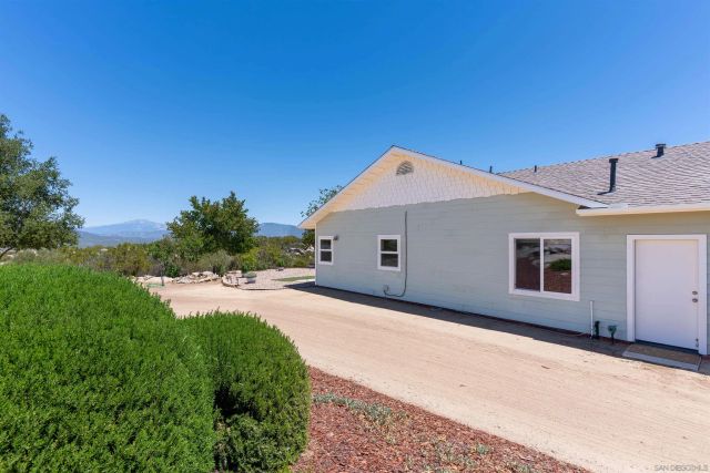 43700 Sunshine Circle, Aguanga, CA 92536