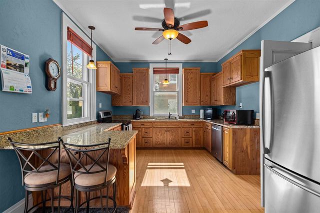 306 W WISCONSIN AVENUE, Kaukauna, WI 54130