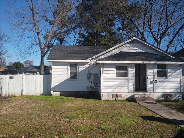 310 Fuller ST, Suffolk, VA 23434